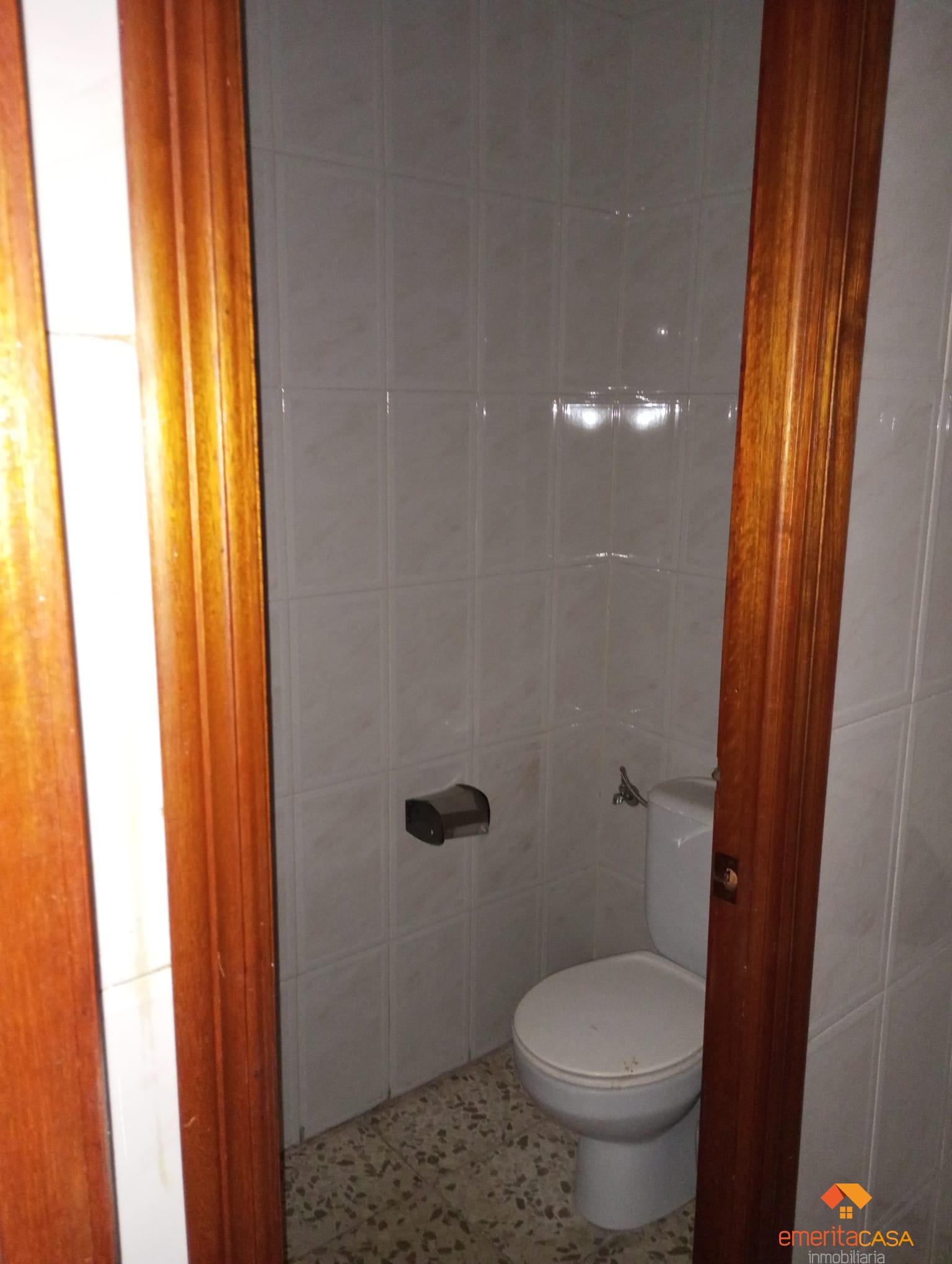 For sale of commercial in Mérida