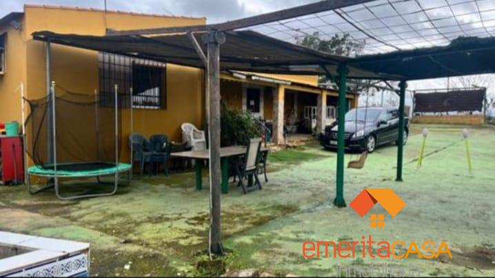 Venta de finca de recreo en Mirandilla