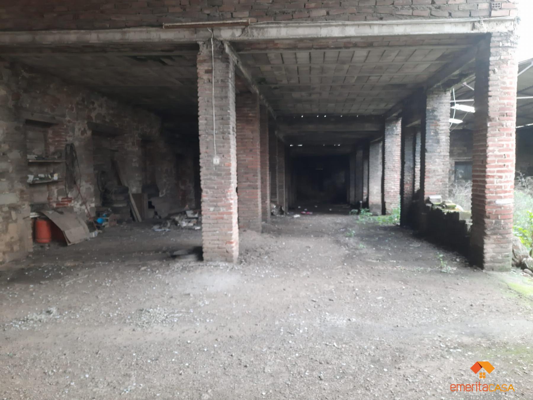 Venta de nave industrial en Castuera