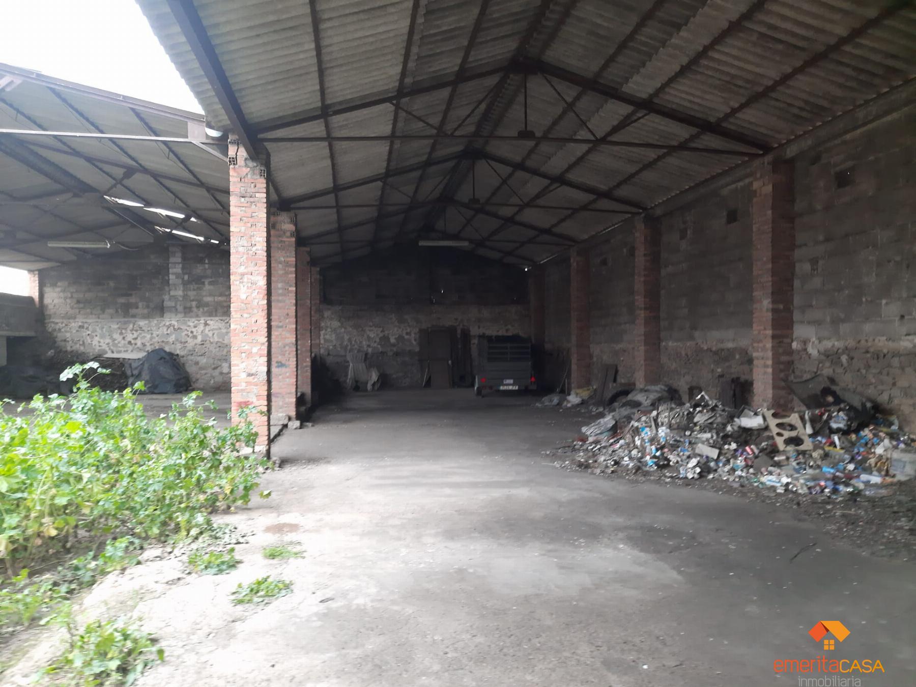 Venta de nave industrial en Castuera