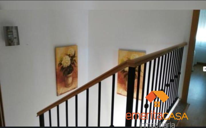 For sale of duplex in Trujillanos