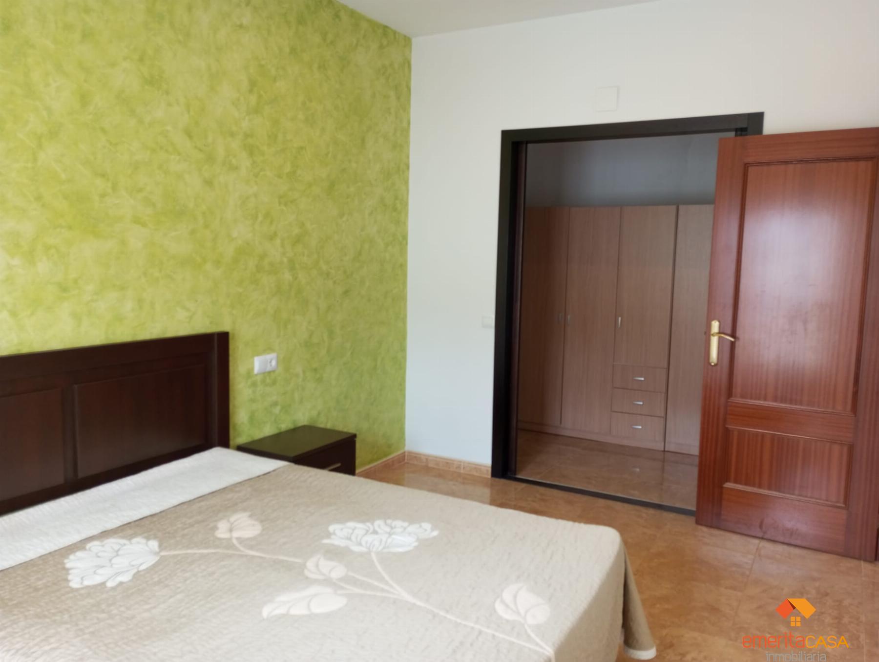 For sale of chalet in Mérida