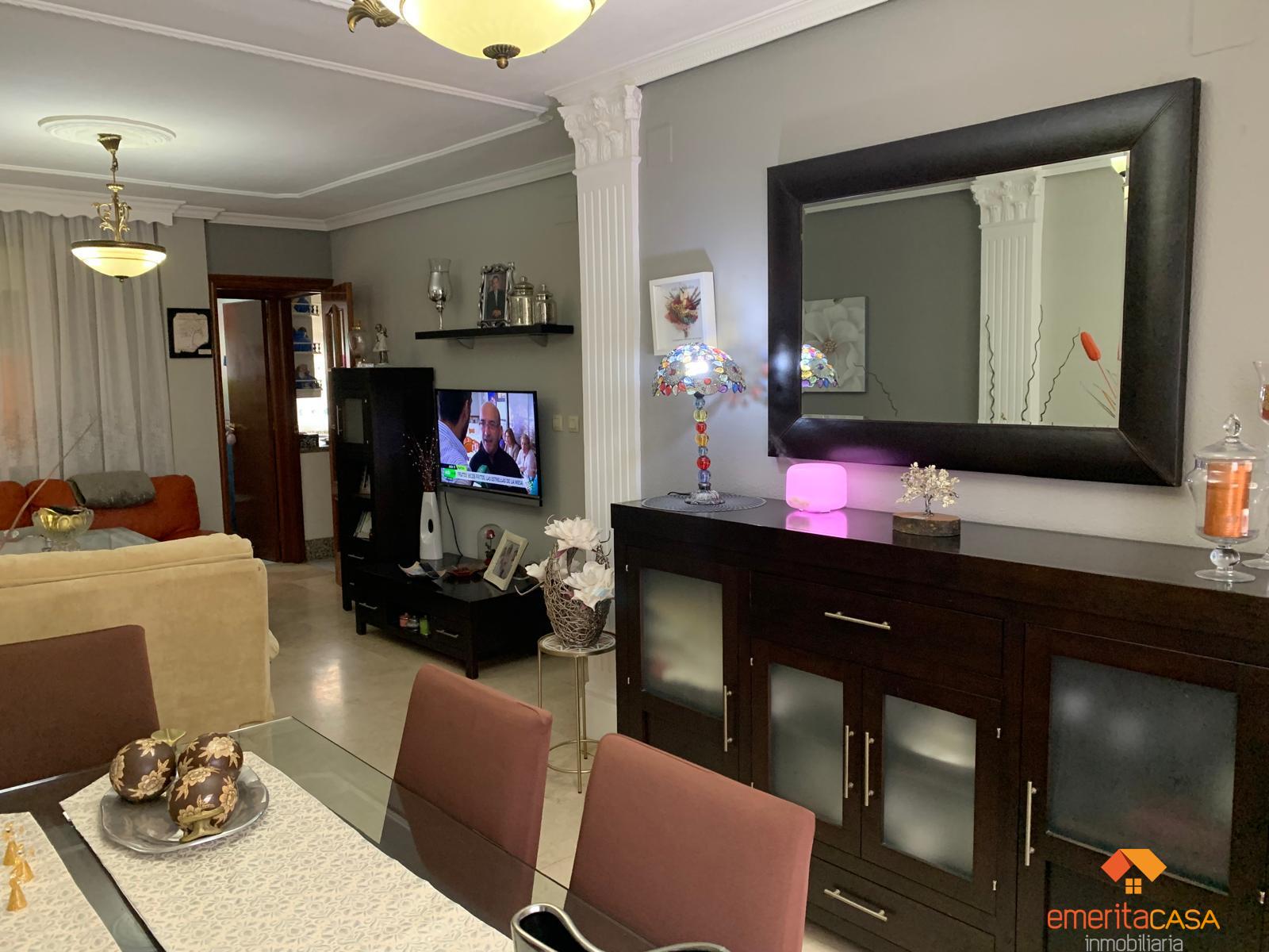 For sale of chalet in Trujillanos