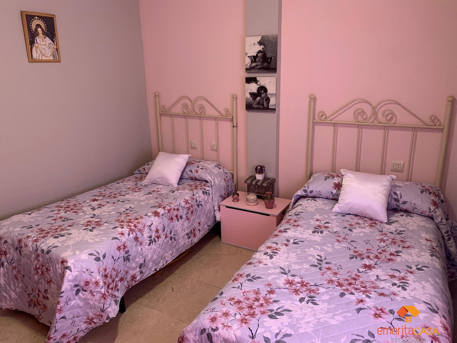 For sale of chalet in Trujillanos