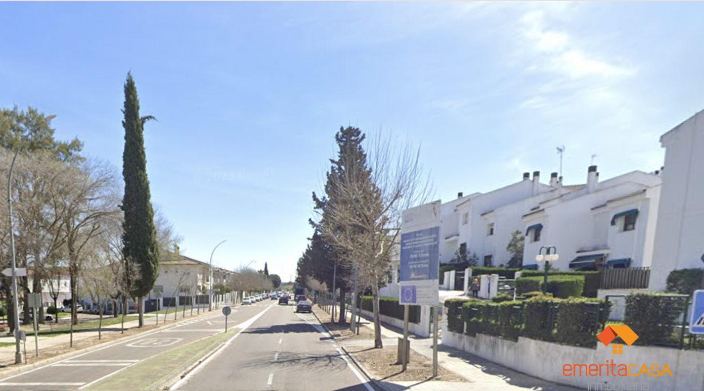 For sale of chalet in Mérida