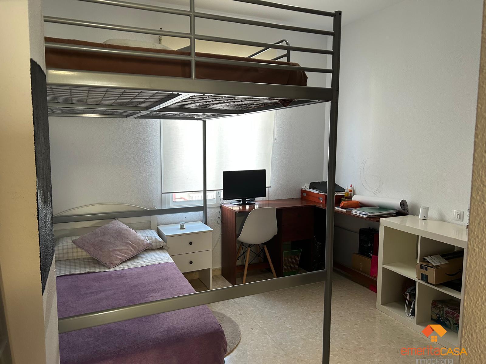 For sale of chalet in Mérida