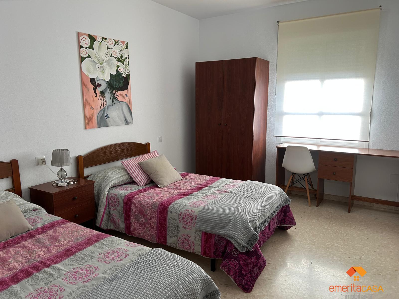 For sale of chalet in Mérida