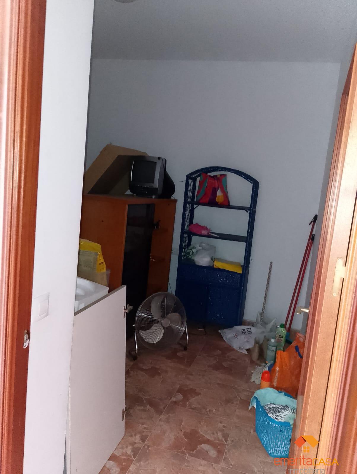 For sale of chalet in Aljucén
