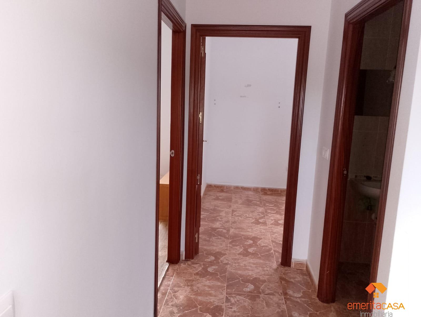 For sale of chalet in Aljucén