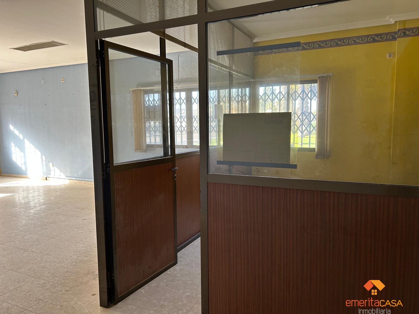For rent of commercial in Mérida