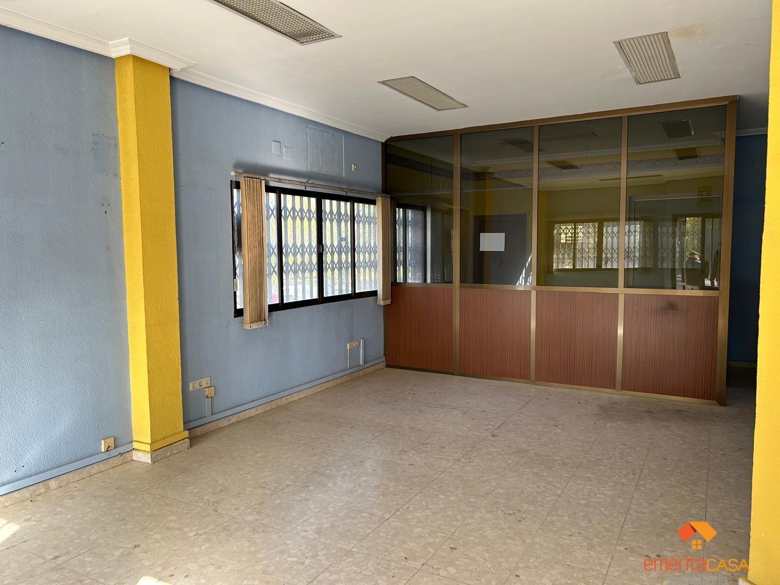 For rent of commercial in Mérida