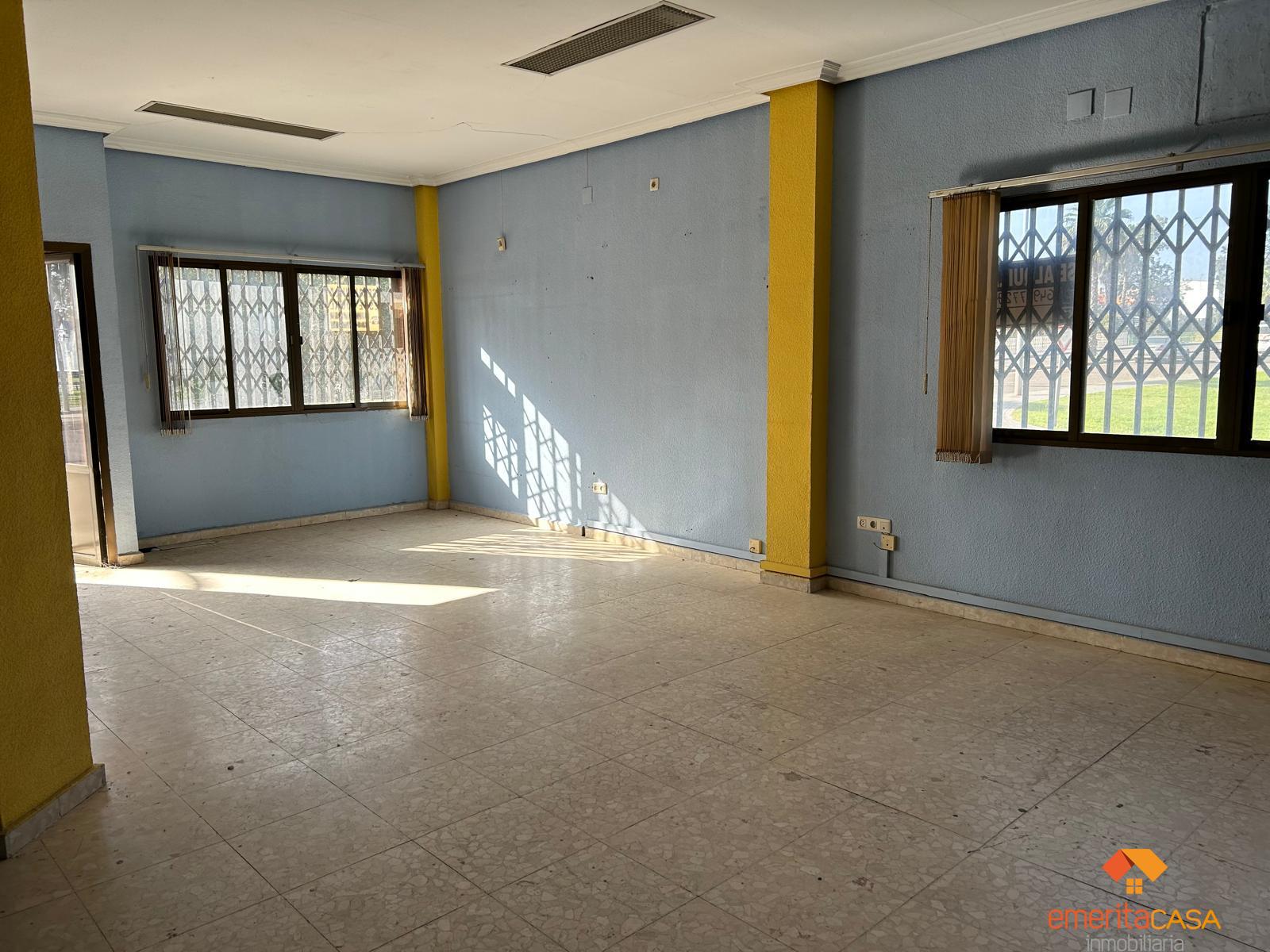 For rent of commercial in Mérida