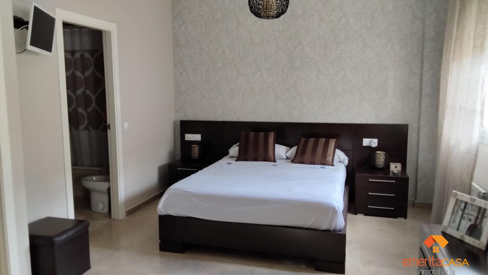 For sale of duplex in Almendralejo
