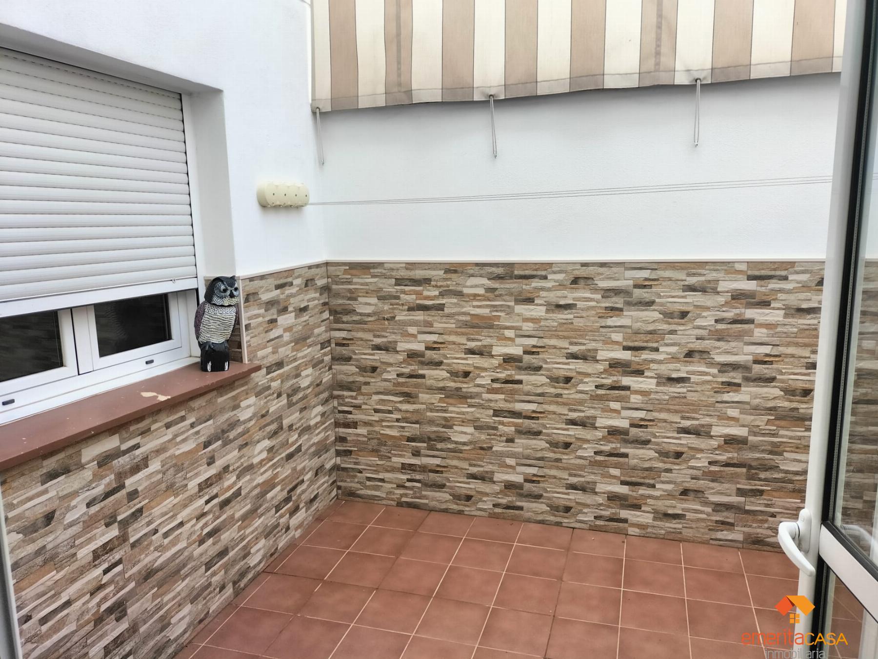 For sale of duplex in Almendralejo