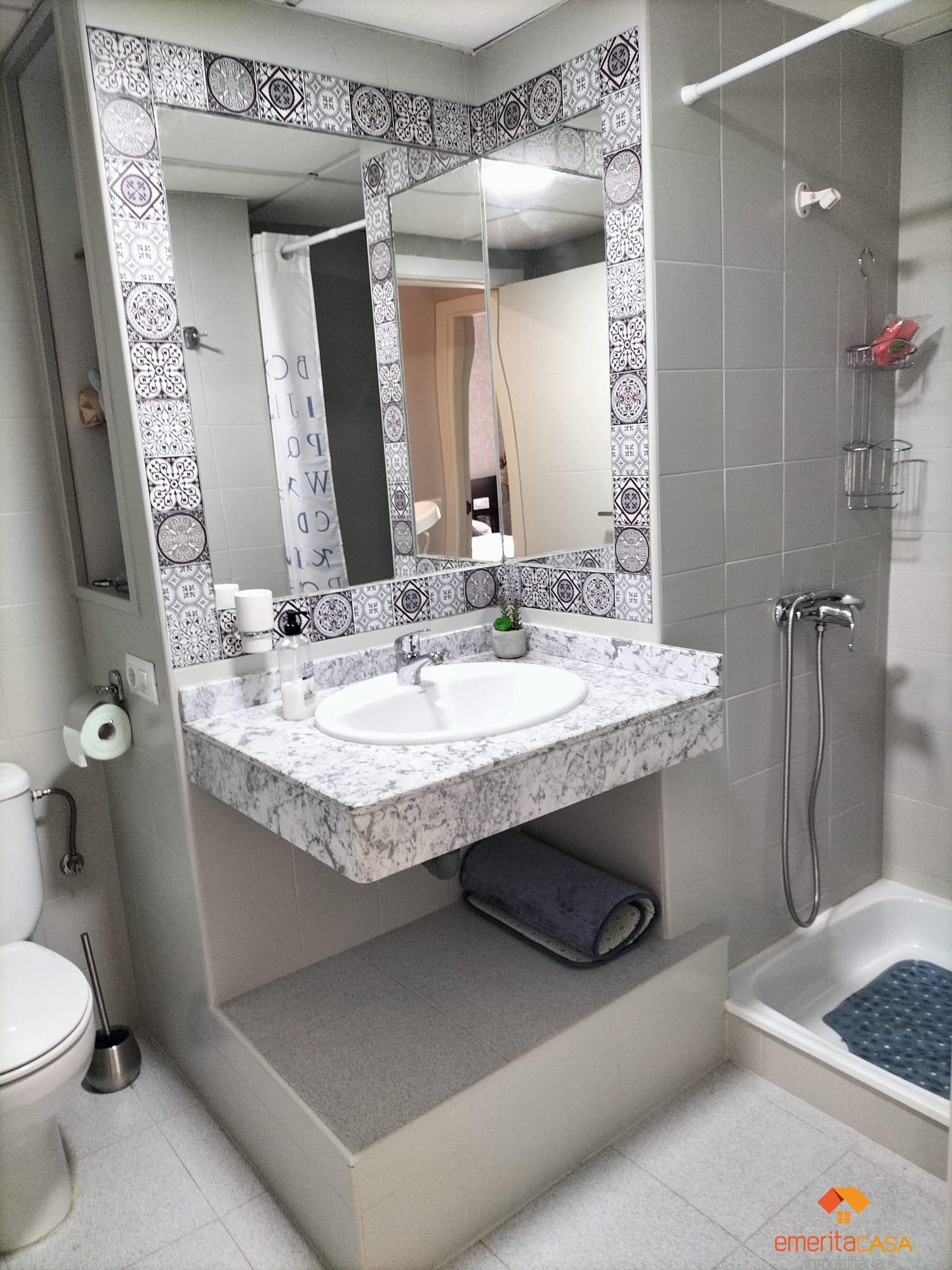 For sale of duplex in Almendralejo