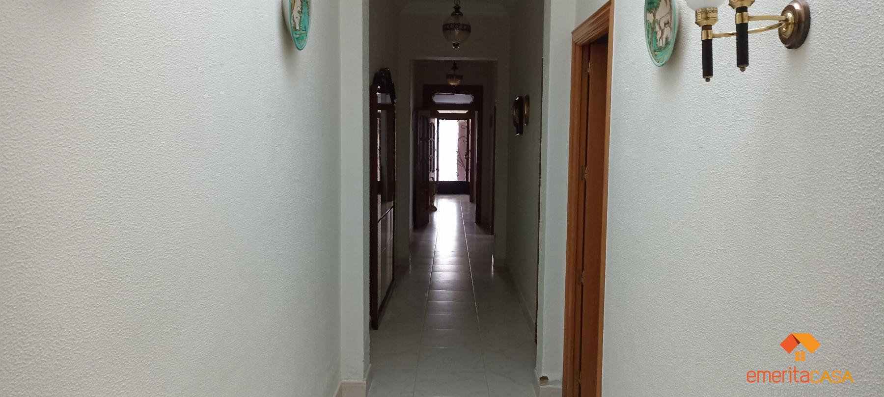For sale of house in Almendralejo