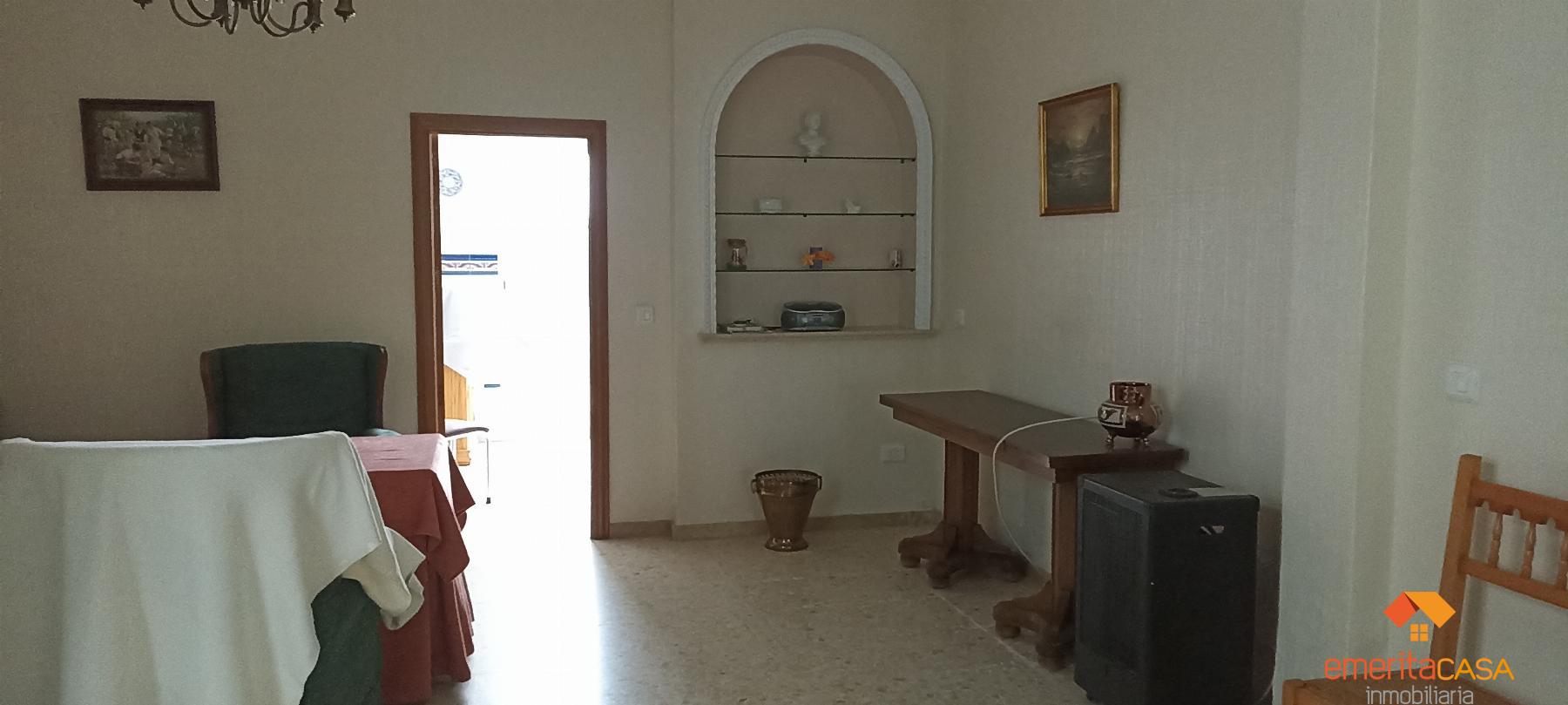 For sale of house in Almendralejo