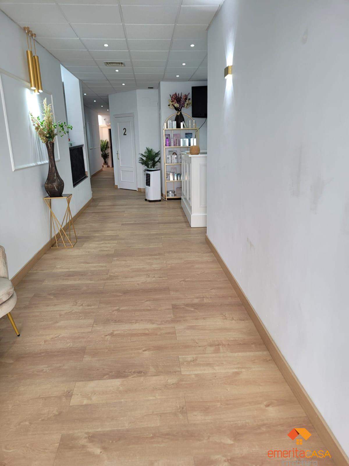 For sale of commercial in Almendralejo