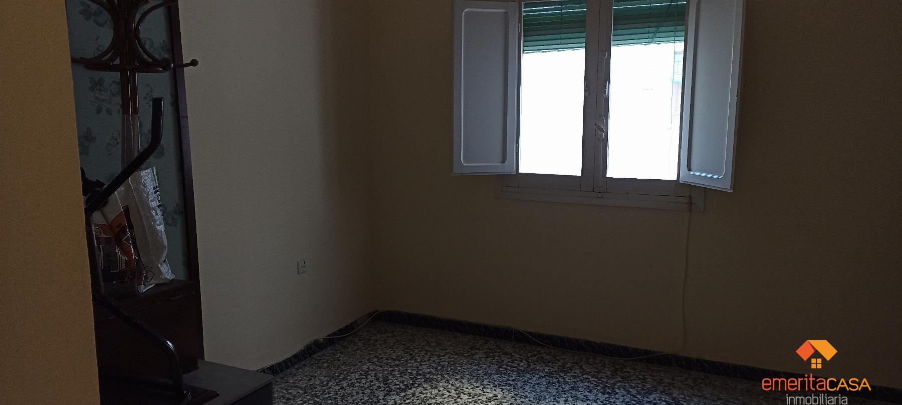 For sale of flat in Almendralejo