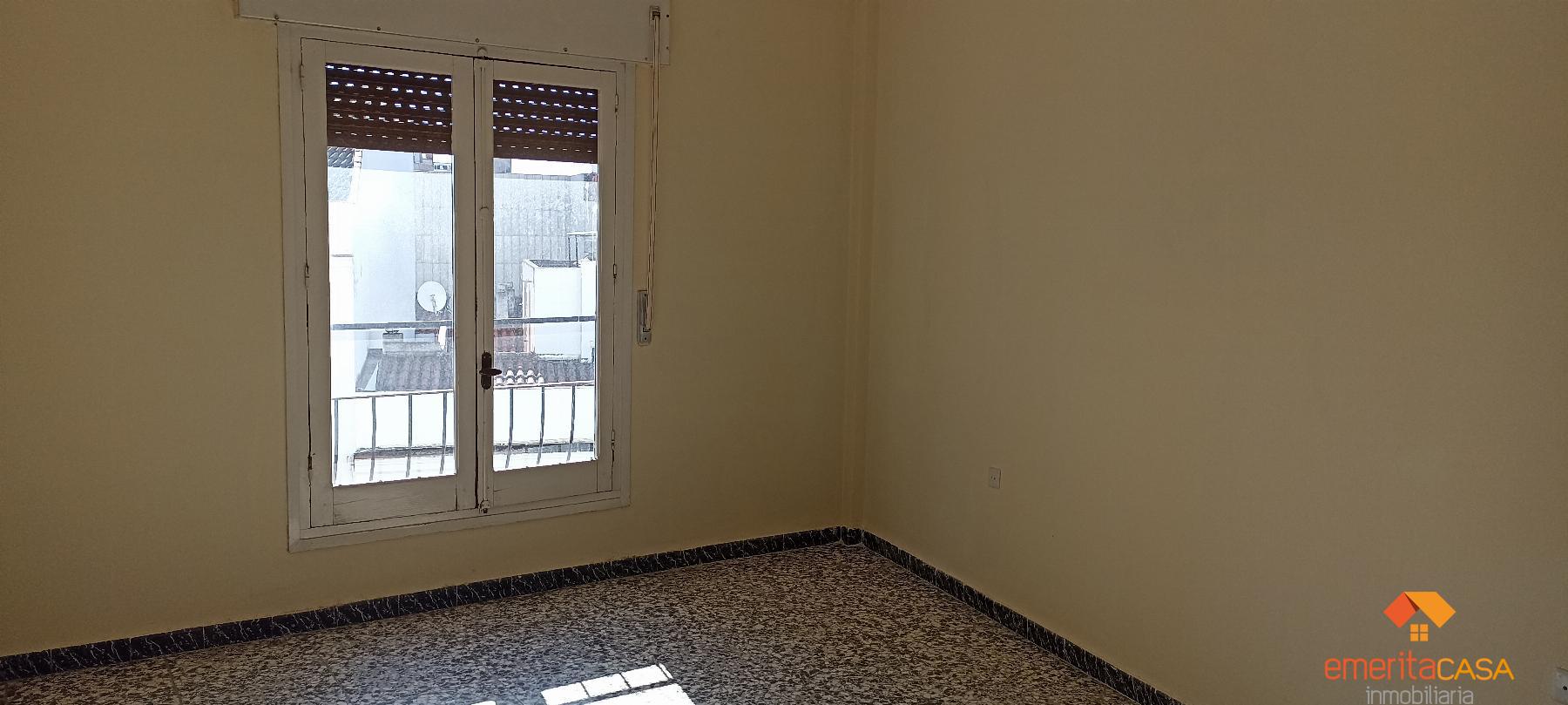 For sale of flat in Almendralejo