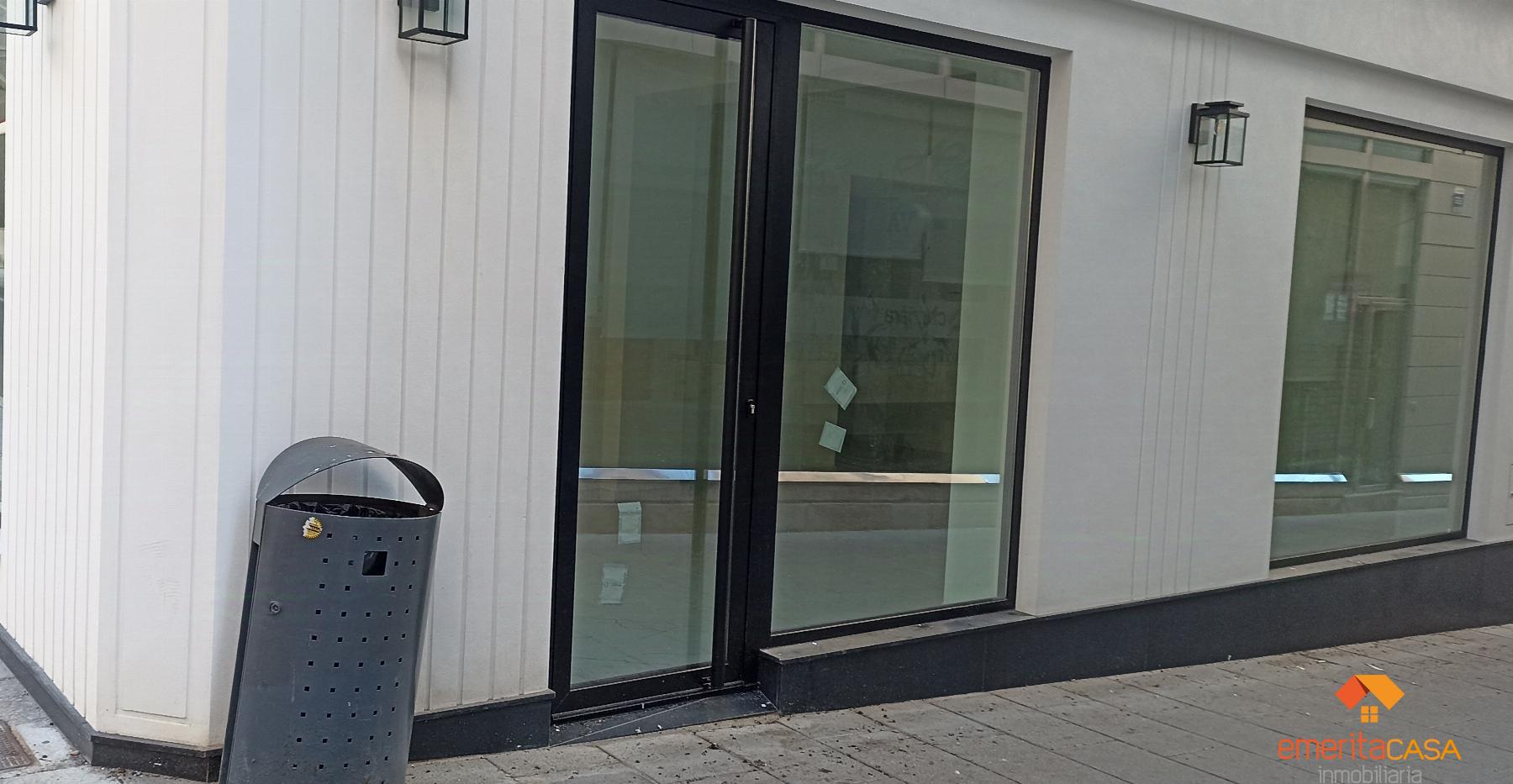 For rent of commercial in Almendralejo