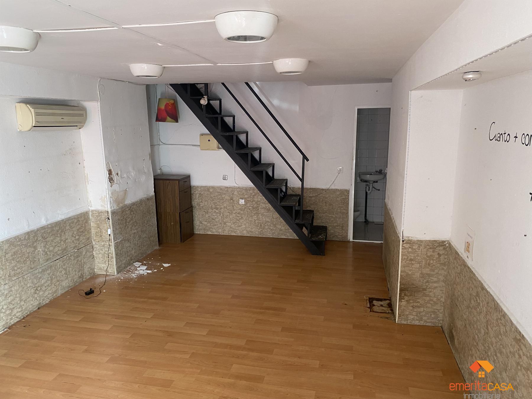 For sale of commercial in Mérida