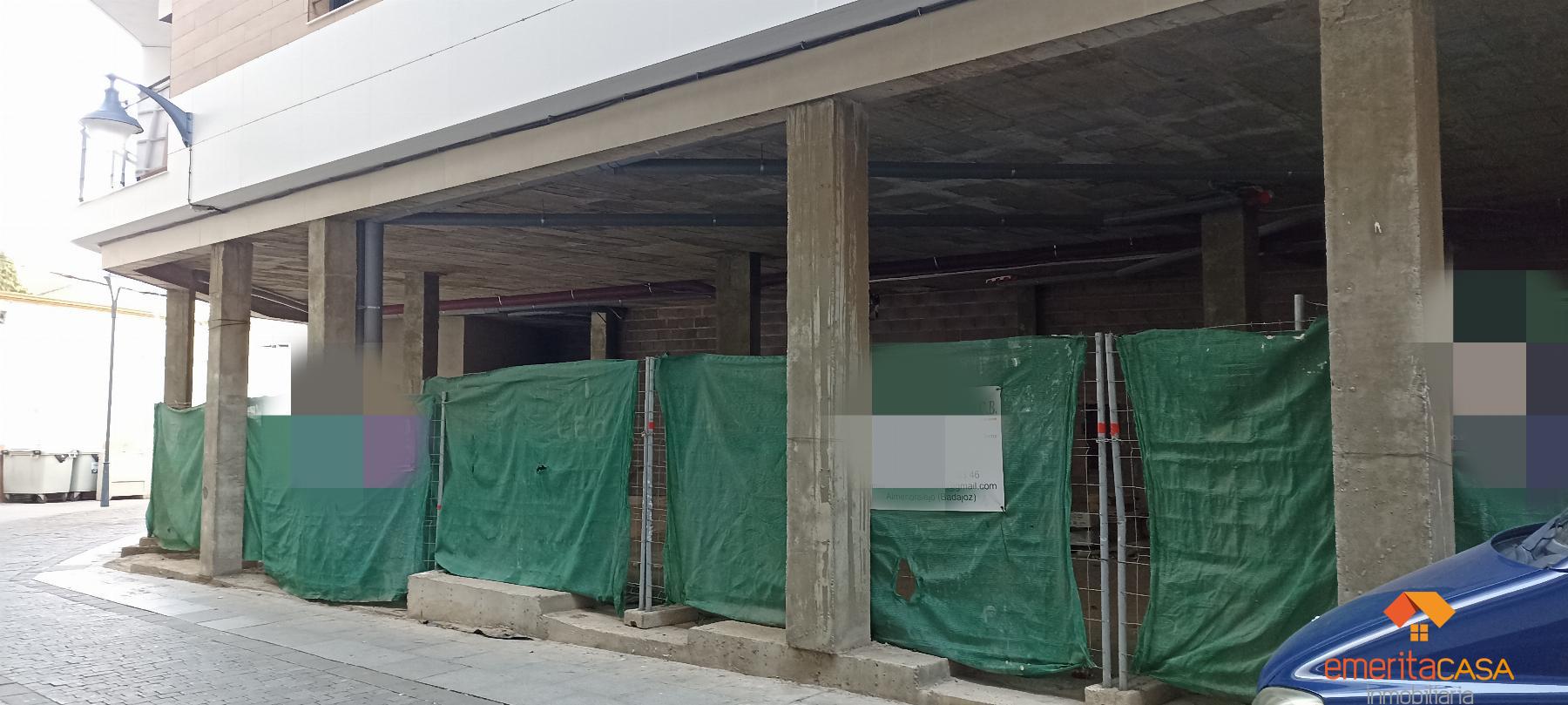 For rent of commercial in Almendralejo