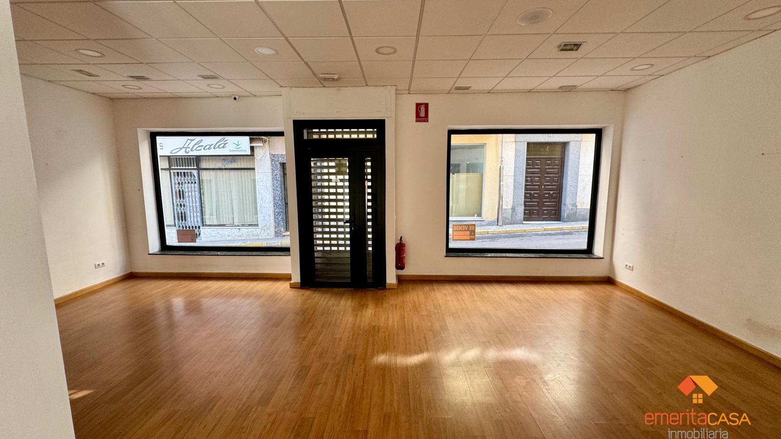 For rent of commercial in Almendralejo