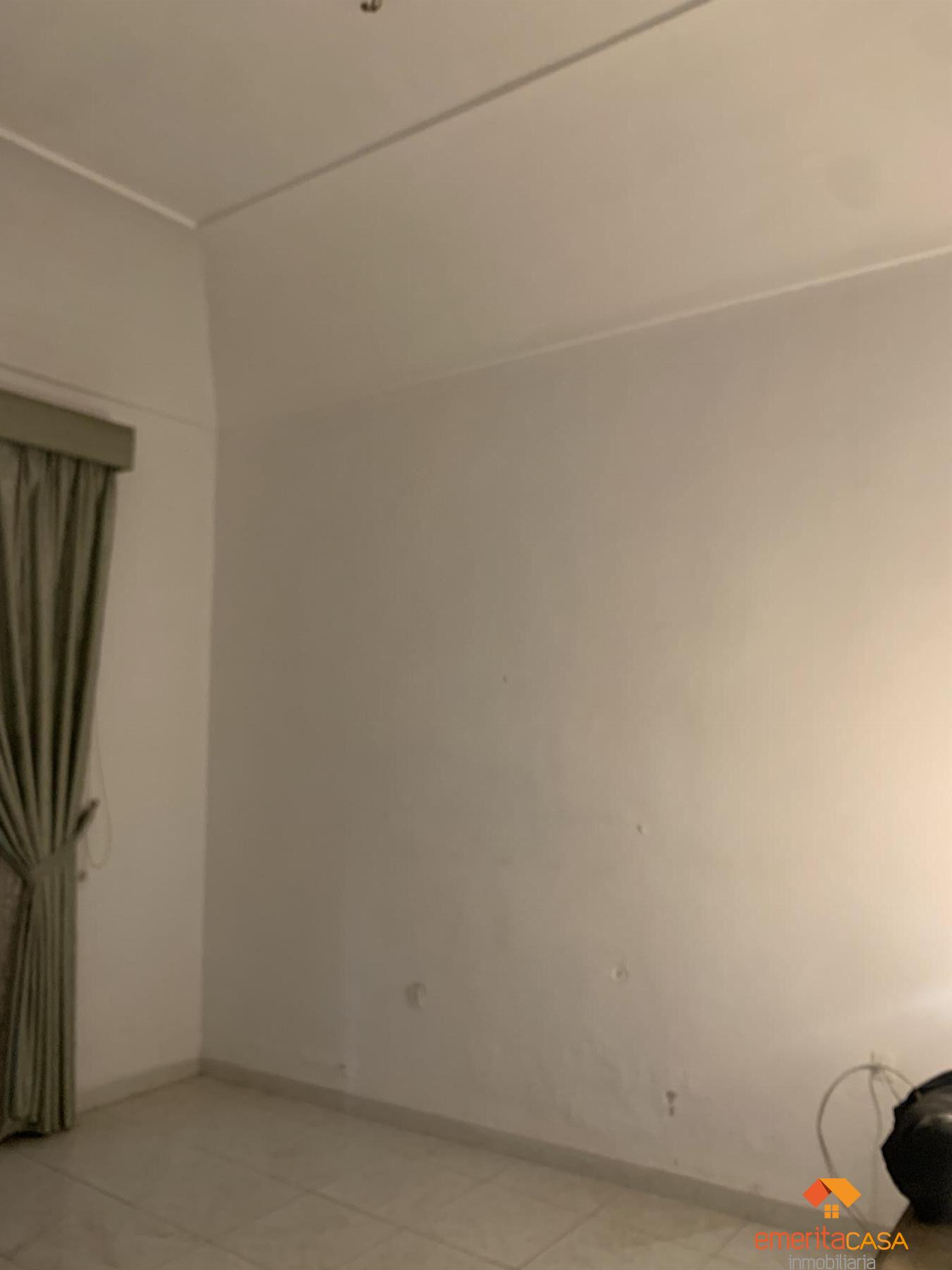 For sale of house in Almendralejo