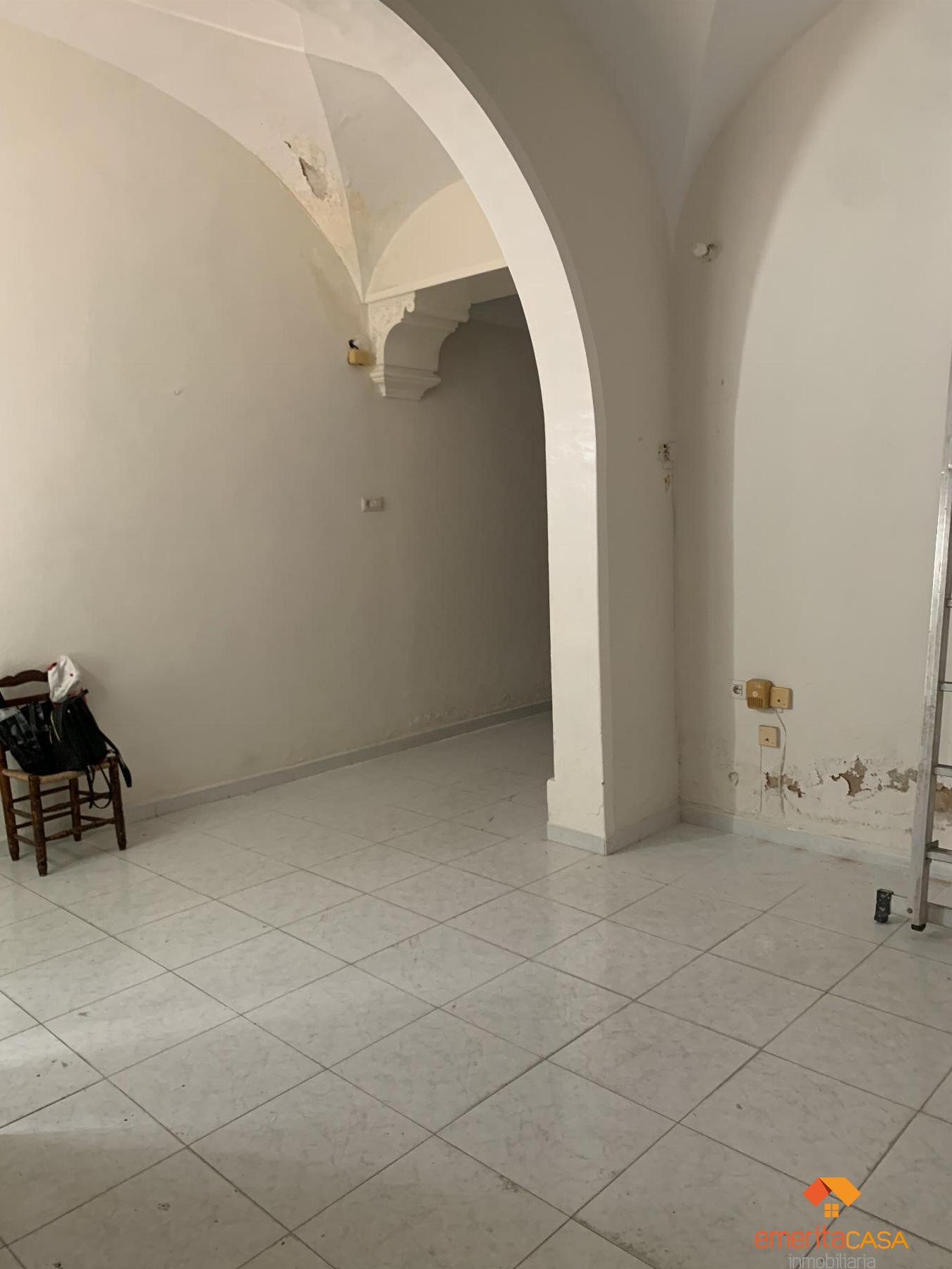 For sale of house in Almendralejo