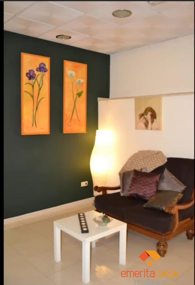 For sale of commercial in Almendralejo