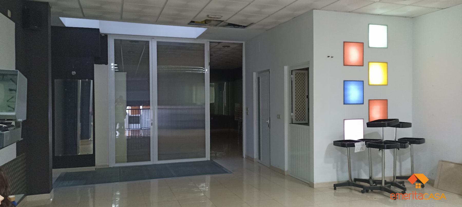 For sale of commercial in Almendralejo