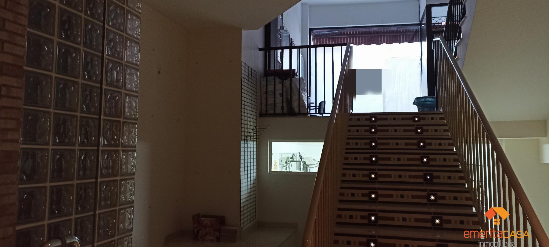 For sale of commercial in Almendralejo