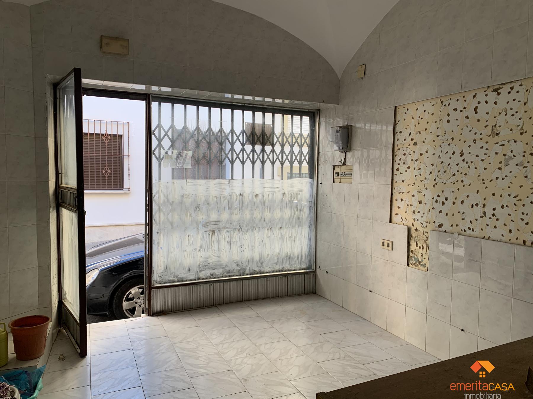 For sale of building in Almendralejo
