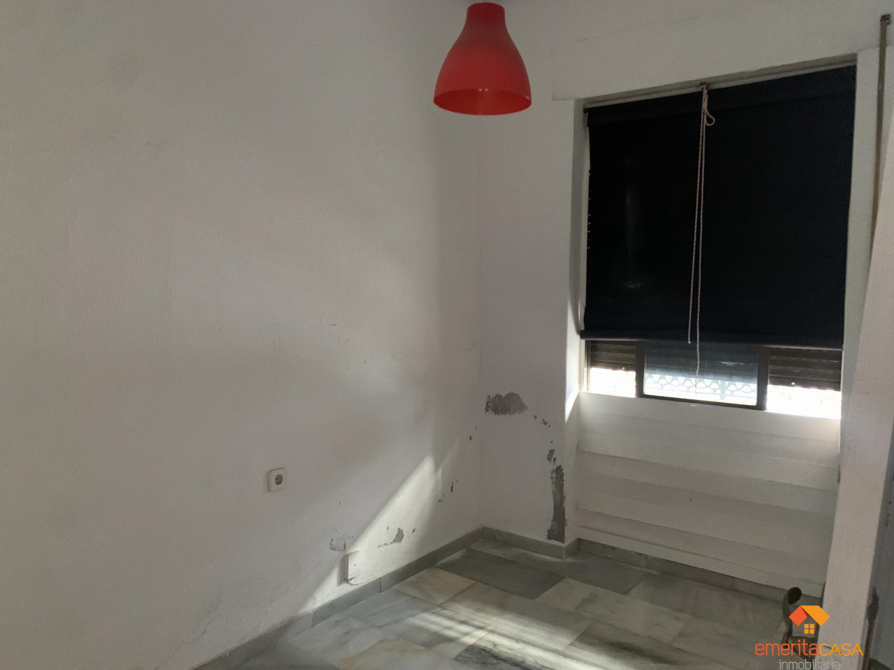 For sale of building in Almendralejo
