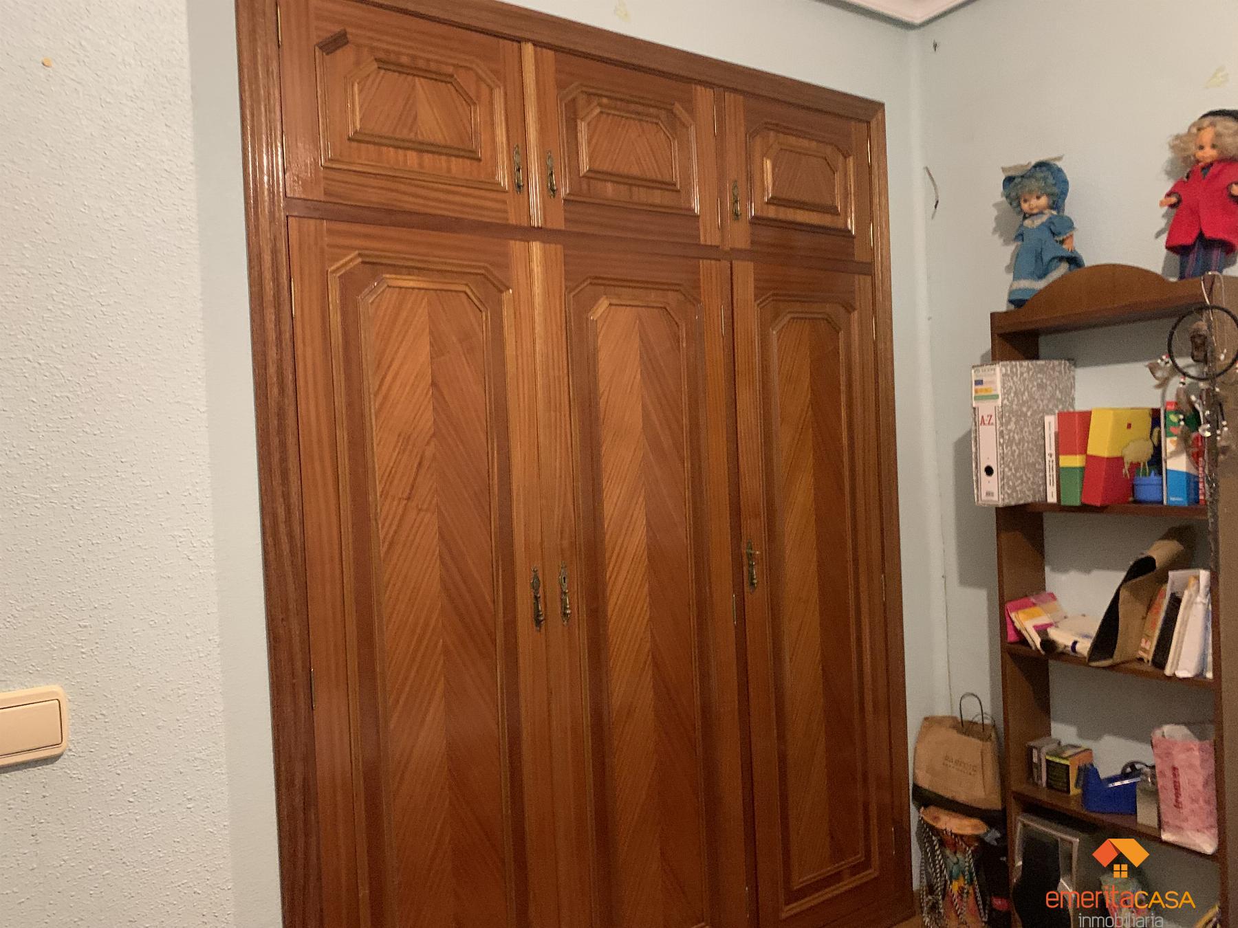 For sale of building in Almendralejo