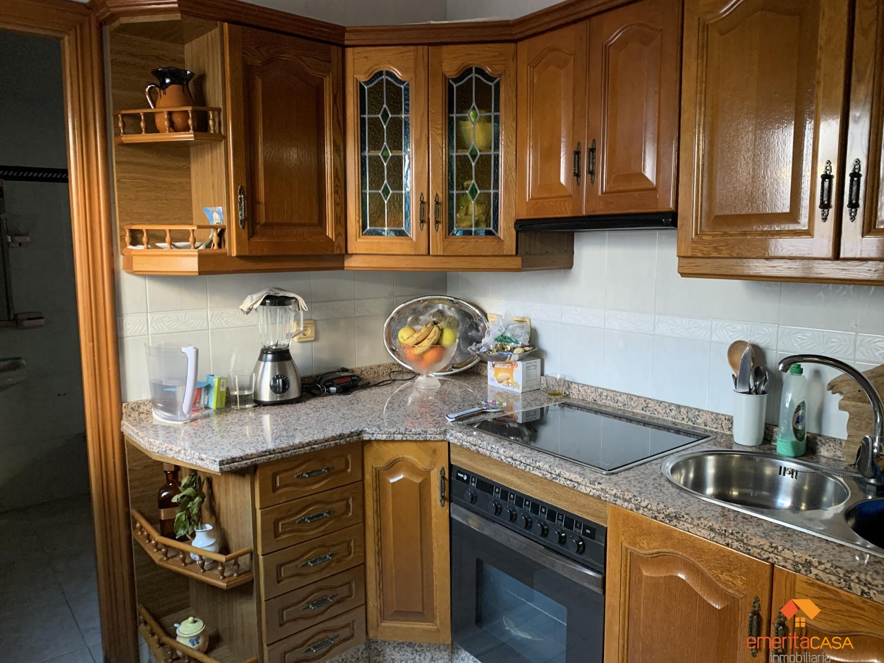 For sale of building in Almendralejo