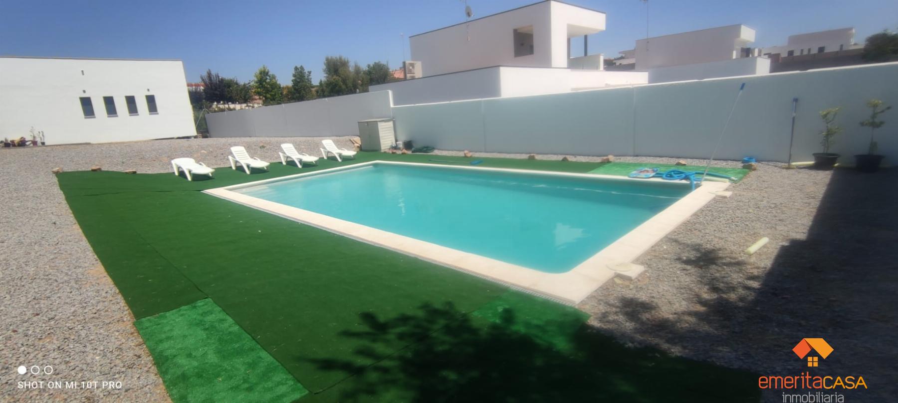 Venta de chalet en Almendralejo