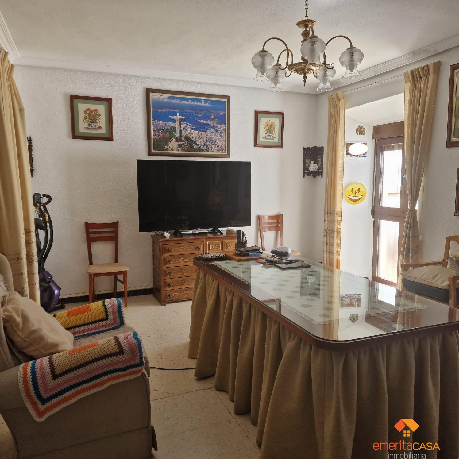 For sale of house in Almendralejo
