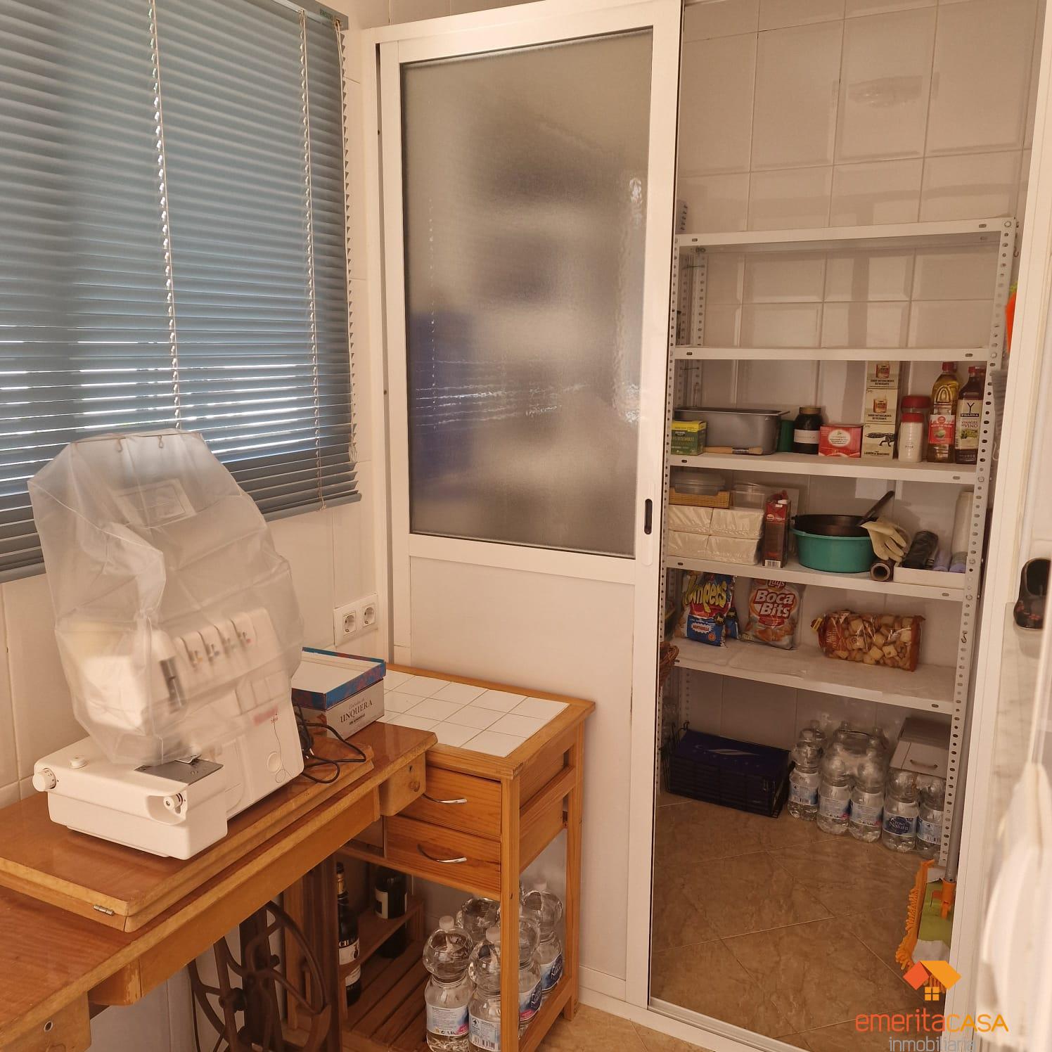 For sale of house in Almendralejo