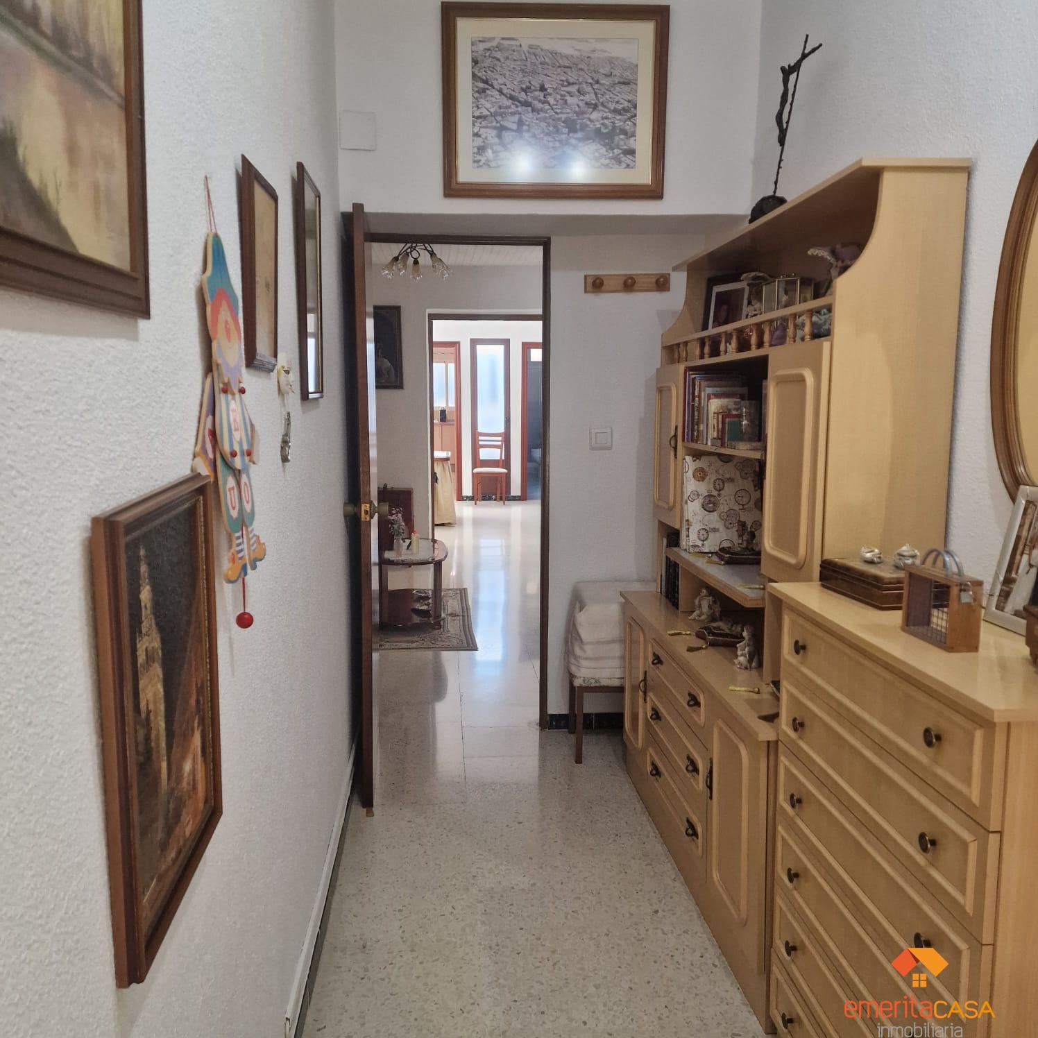 For sale of house in Almendralejo