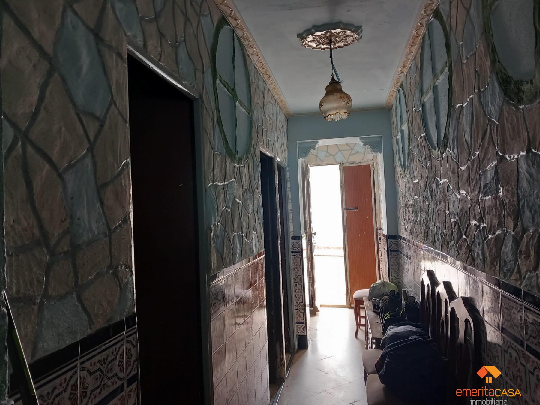 For sale of house in Almendralejo