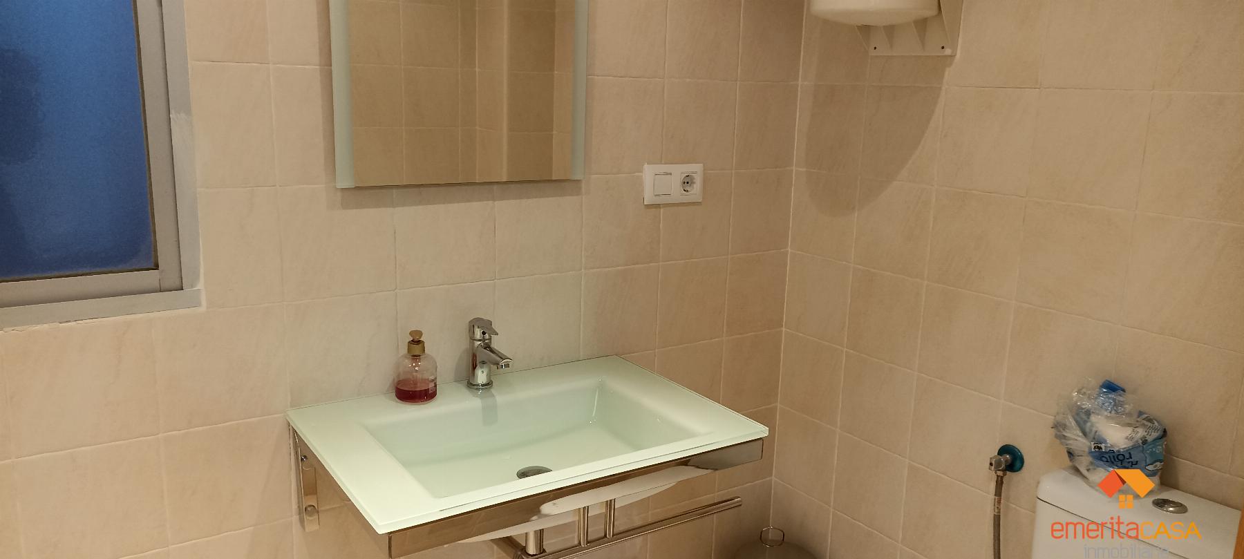 For sale of flat in Almendralejo
