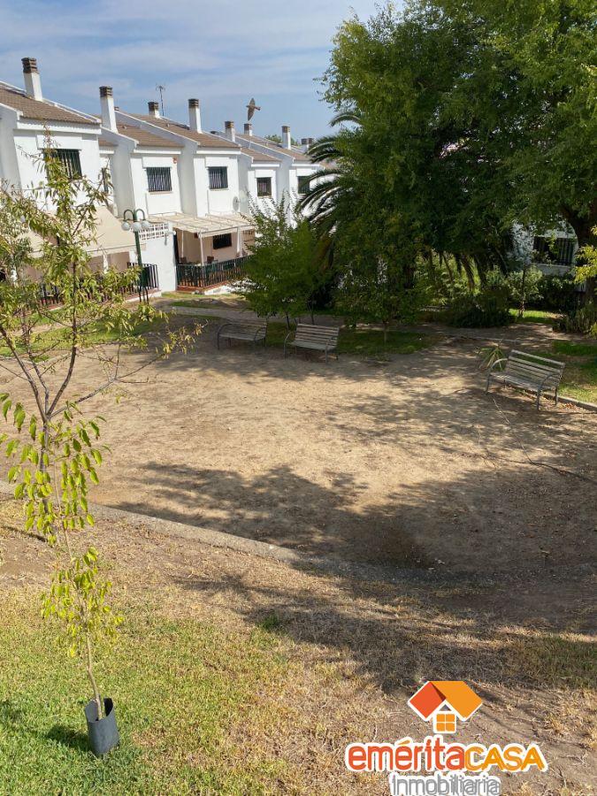 For sale of chalet in Mérida