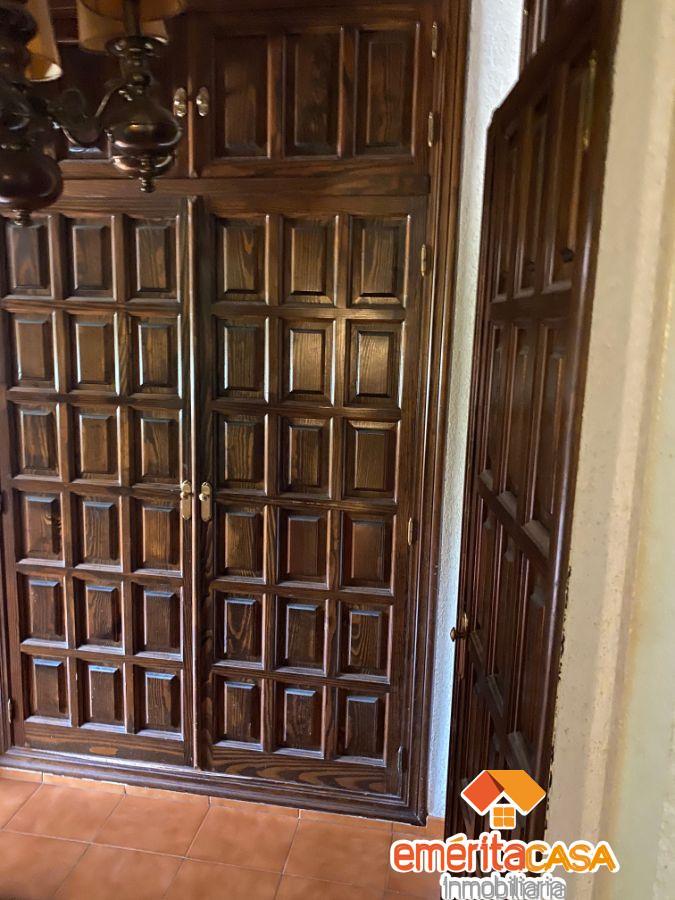 For sale of chalet in Mérida