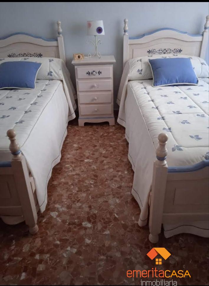 For sale of duplex in Almendralejo