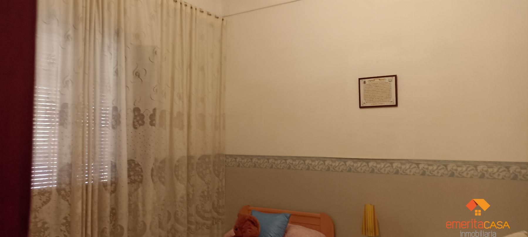 For sale of house in Almendralejo