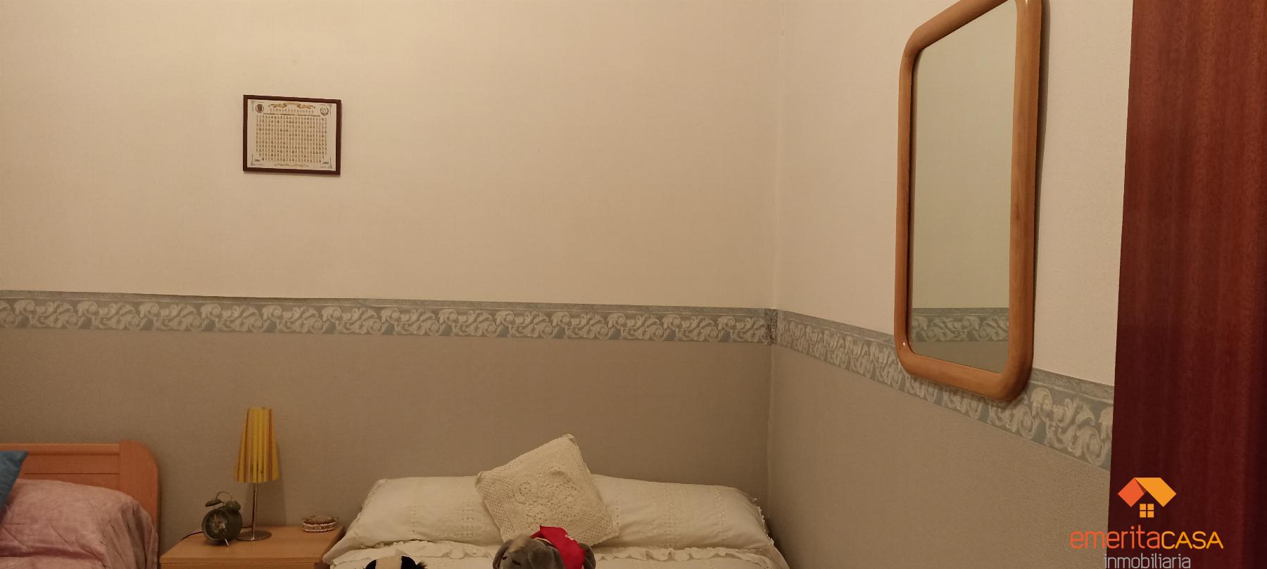 For sale of house in Almendralejo