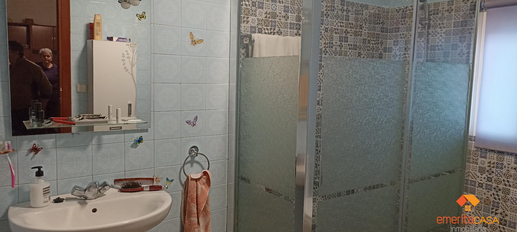 For sale of house in Almendralejo