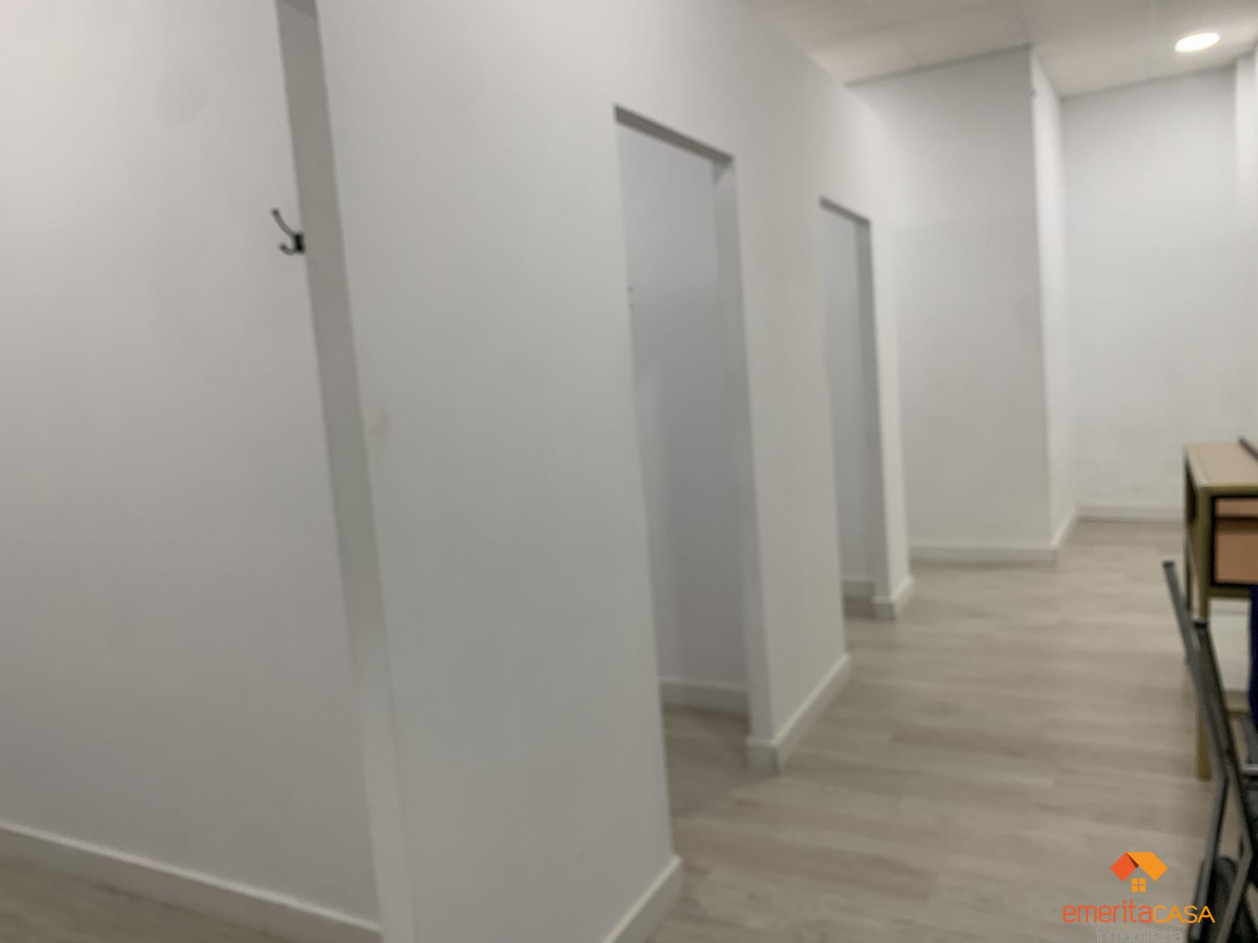 For rent of commercial in Almendralejo